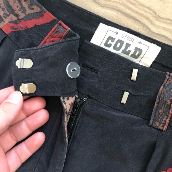 Stone Cold Fox Silk Patterned Pants Size XS/S - Picture 6 of 6